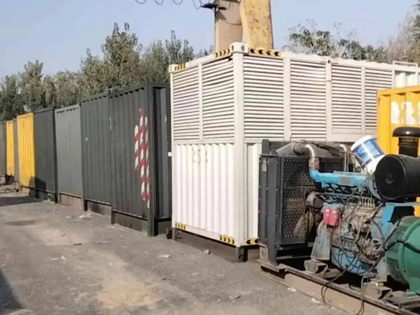 陇南200KW柴油发电机机组每小时油耗是多少?